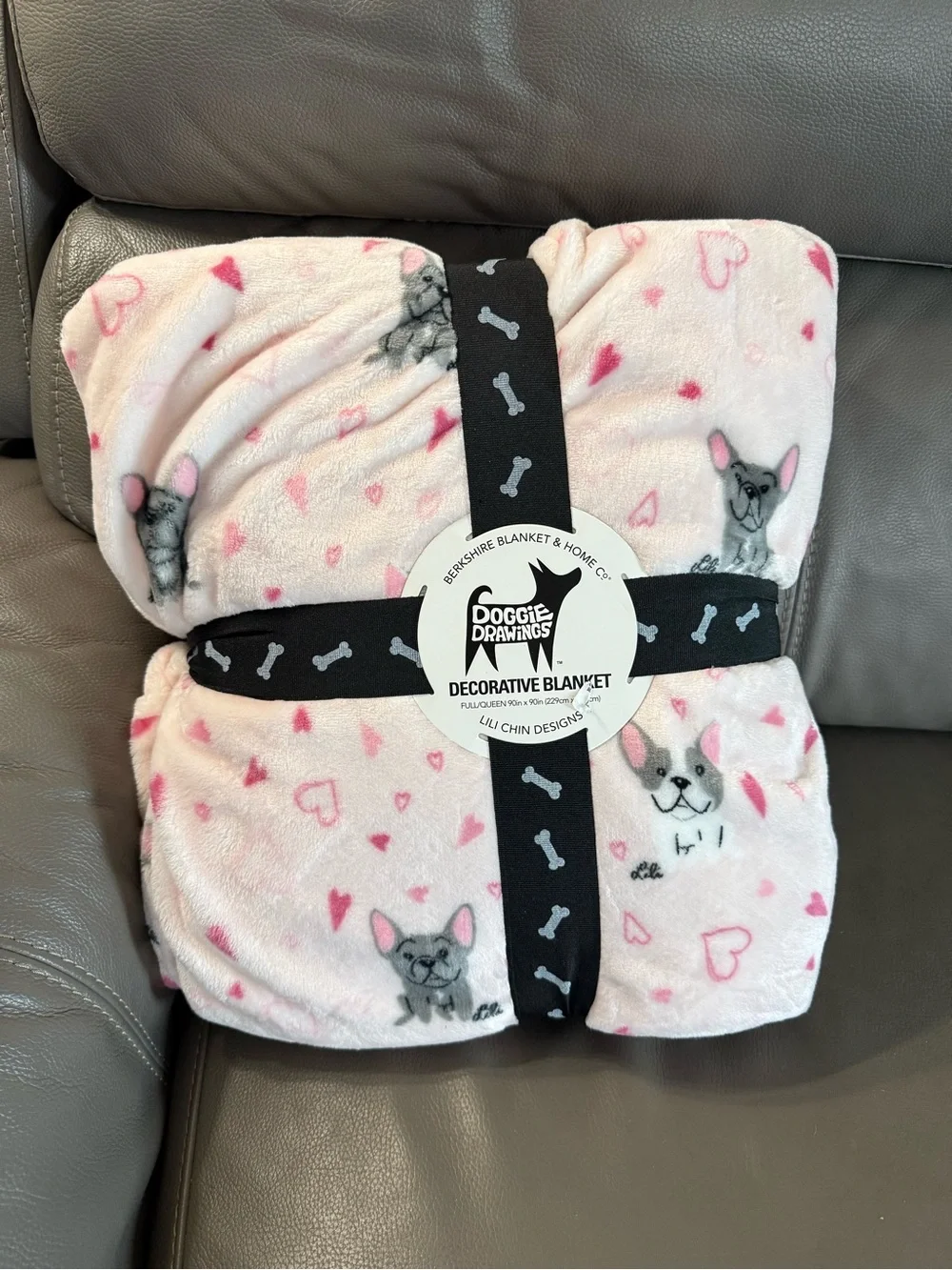 Doggie Drawings Pink Heart & French Bulldog Decorative Blanket. 90x90